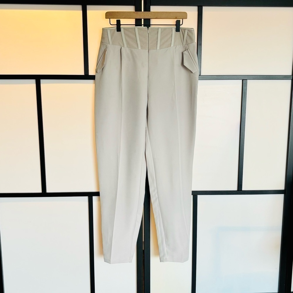 Maniere de Voir zippered womens pants. Size 16